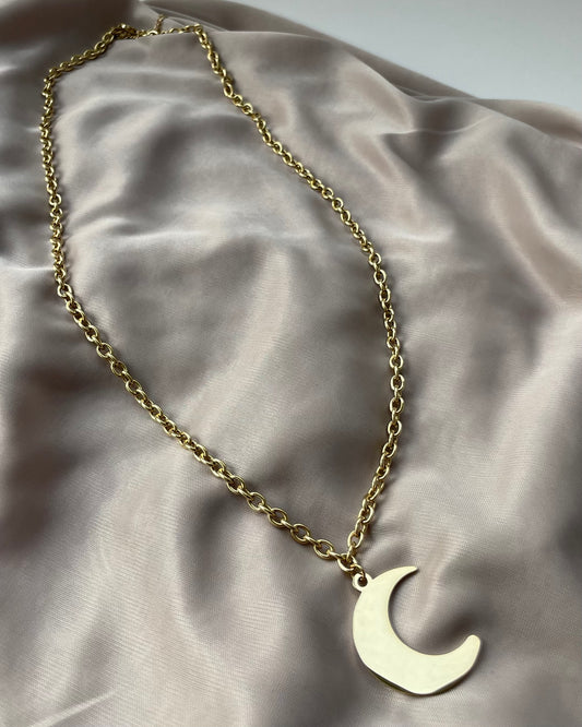 Collar Moon